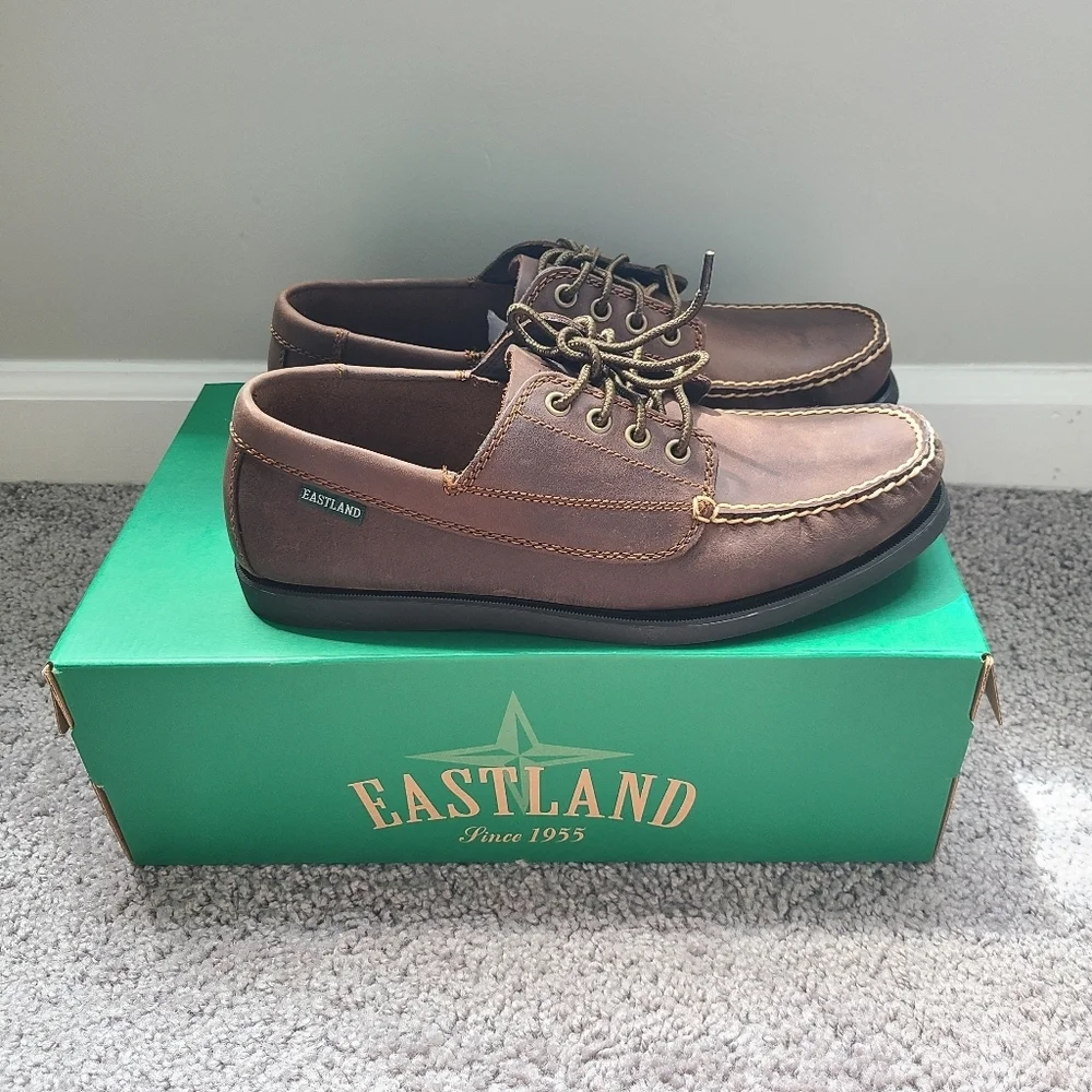 NWT Eastland Falmouth Boat Shoe